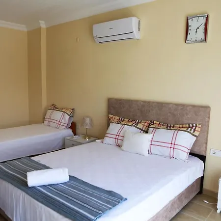 Guezey 3+1 Doga Ve Deniz Manzarali Appartement Kaş